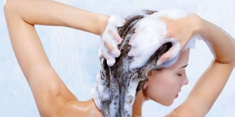 Правила миття голови – на що звернути увагу?