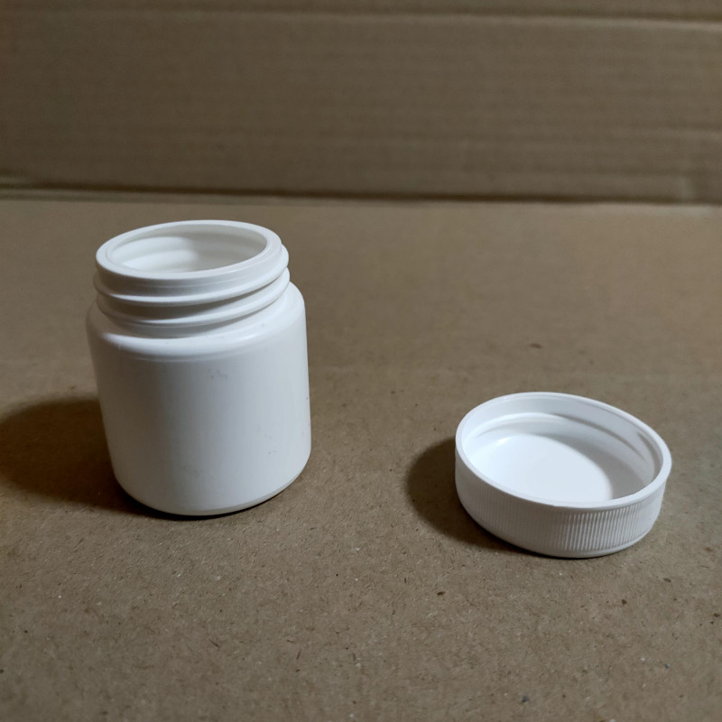 Баночка 50 мл "ЛЕОН" 50/38