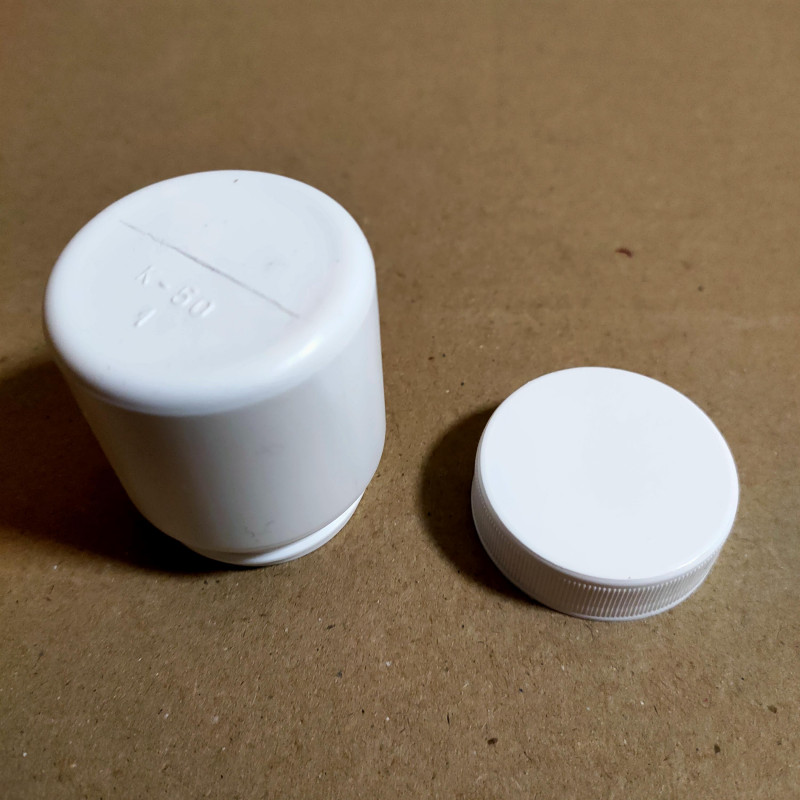 Баночка 50 мл "ЛЕОН" 50/38