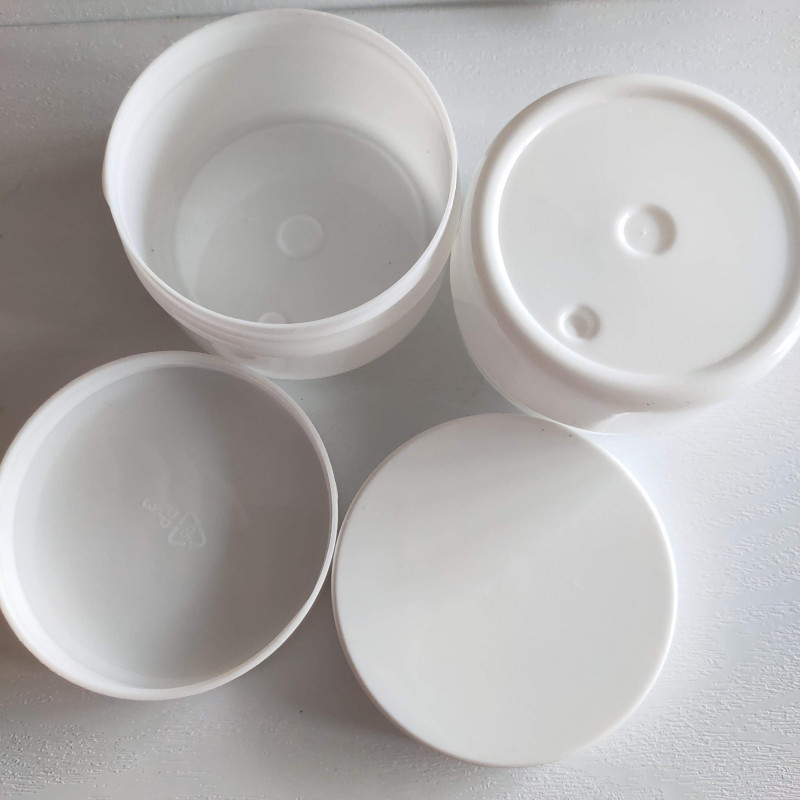 Баночка "МЕДІУМ" 100 мл біла