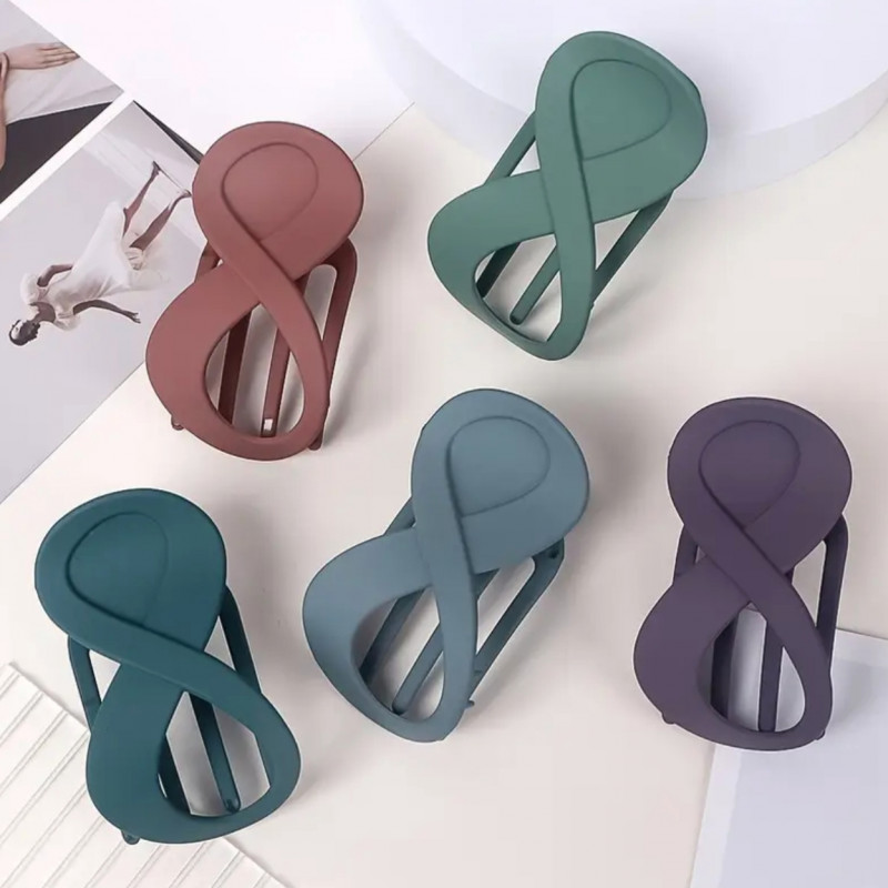 Заколка пластикова у вигляді вісімки, кольори в асортименті