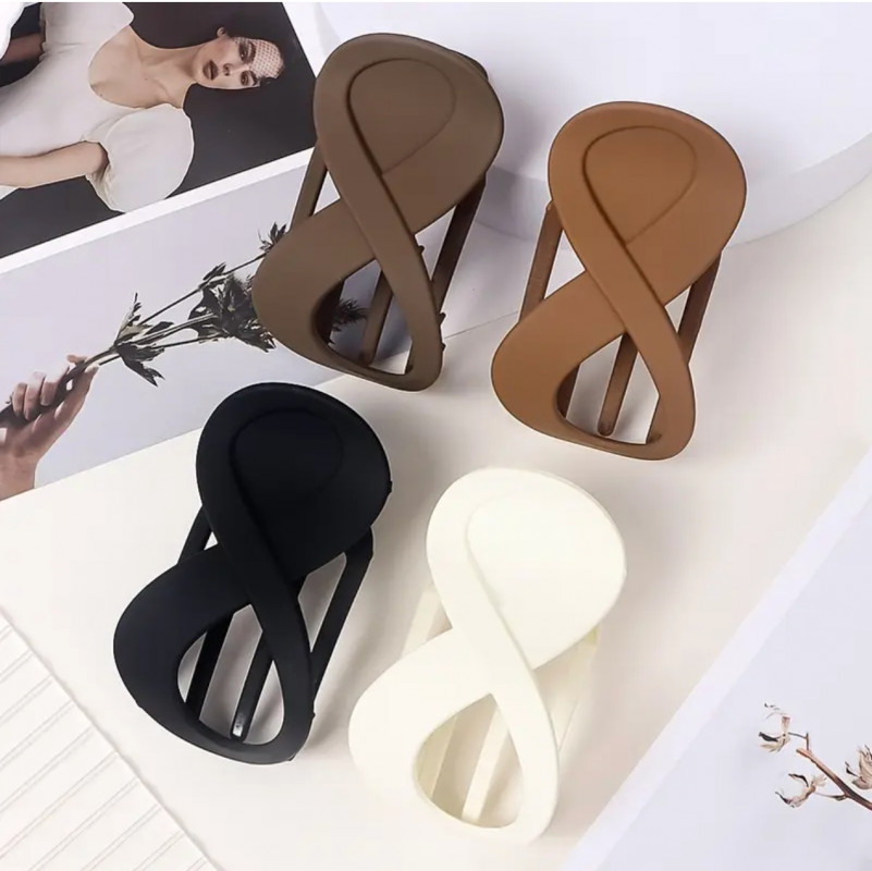 Заколка пластикова у вигляді вісімки, кольори в асортименті