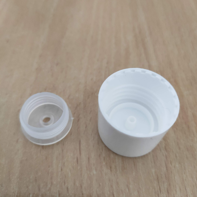 Звичайна 24/410 біла з пижом