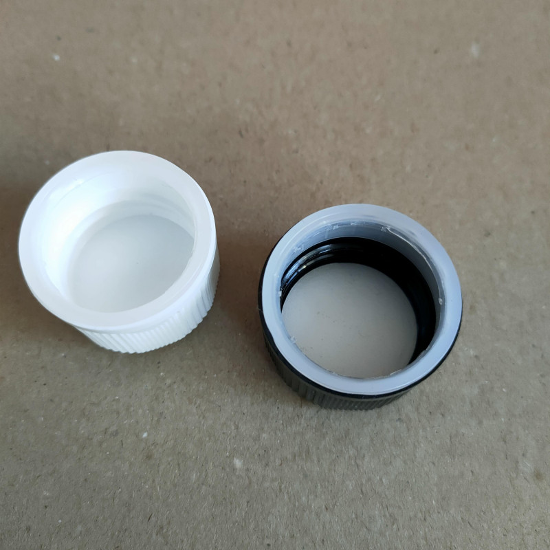 Кришка 28/410 на скляну пляшку