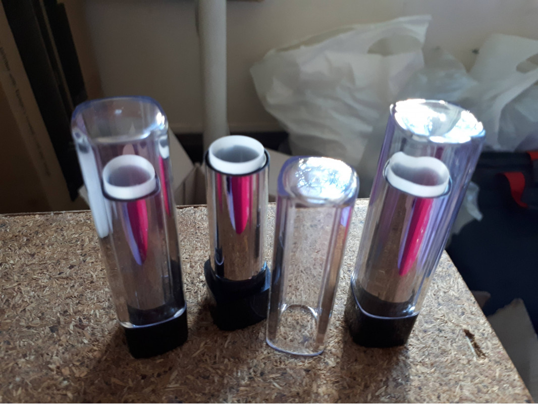 Туби для помад "ФІБІ"